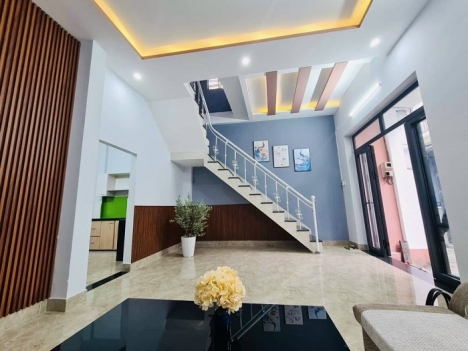 Nhà Lê Độ 2 tầng 2 mặt kiệt mặt tiền lớn giá rẻ 2,x tỷ