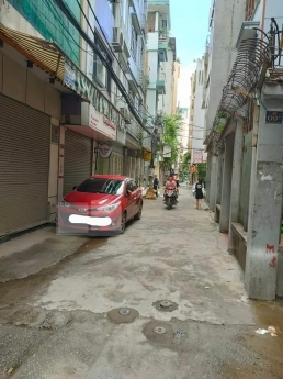 Ngộp bank chủ bán gấp nhà 46m2, 2 tầng, 2 tỷ hơn chút Xe hơi qua nhà.