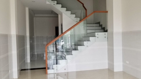 NHÀ MỚI ĐẸP MẶT TIỀN VIEW CÔNG VIÊN