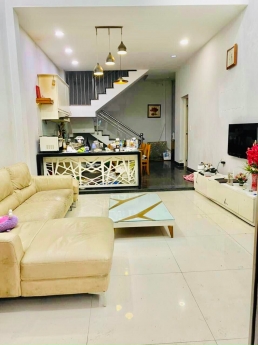 Kẹt tiền bán gấp biệt thự 1 Trệt 1 Lầu + Sân Thượng - 120m2 ngang 8m DD22 Linh Đông