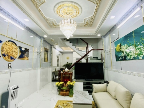 BÁN NHÀ LÔ GÓC 2 MT ĐƯỜNG HUỲNH TẤN PHÁT TT NHÀ BÈ  ĐƯỜNG 10M - FULL NỘI THẤT CAO CẤP GIÁ 6.99 TỶ