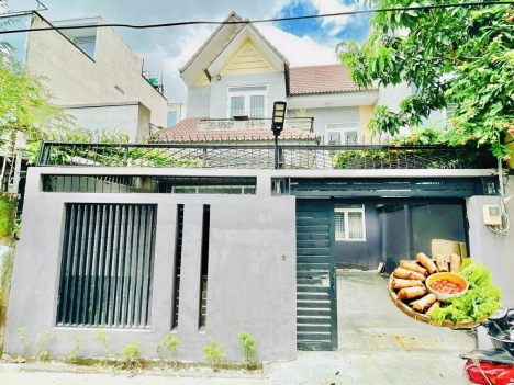 Kẹt tiền bán gấp biệt thự 1 Trệt 1 Lầu + Sân Thượng - 120m2 ngang 8m DD22 Linh Đông