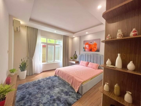 CẦN BÁN NHÀ ĐƯỜNG LÊ ĐỨC THỌ - Ô TÔ - KINH DOANH; 54M X 5 TẦNG