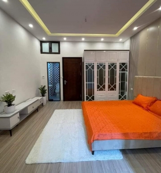 Bán nhà ngõ 68 quận ủy Cầu Giấy, diện tích 37m2, xây 5 tầng, mặt tiền 3.8m, giá 4.35 tỷ