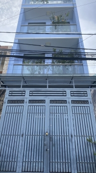 NHÀ ĐẸP KHU PHÂN LÔ ĐỐI DIỆN GALAXY GẦN AEON