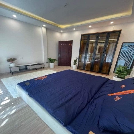 Bán nhà ngõ 68 quận ủy Cầu Giấy, diện tích 37m2, xây 5 tầng, mặt tiền 3.8m, giá 4.35 tỷ