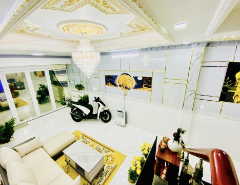 BÁN NHÀ LÔ GÓC 2 MT ĐƯỜNG HUỲNH TẤN PHÁT TT NHÀ BÈ  ĐƯỜNG 10M - FULL NỘI THẤT CAO CẤP GIÁ 6.99 TỶ