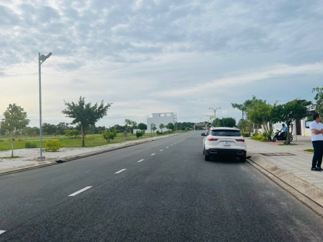 Đất Nền Gần Lấn Biển Rạch Giá 77M2 980 Triệu Sổ Hồng Thổ Cư