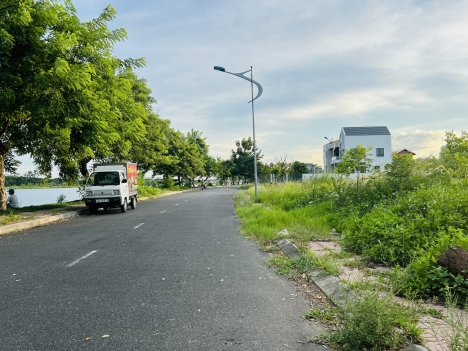 Chính chủ chào bán lô Biệt Thự Đảo Nổi View trực diện sông cẩm lệ. giá tốt