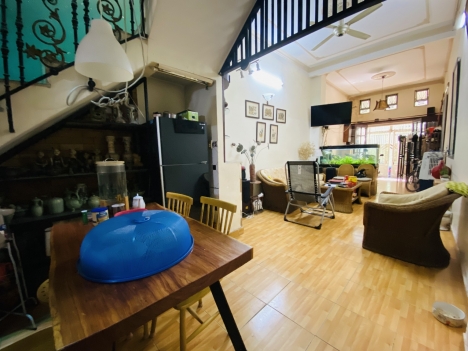 Bán nhà HXH Nguyễn Cư Trinh Quận 1, DT 52m2 giá chỉ hơn 10 tỷ.