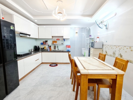 Nhà Đẹp Hẻm xe tải 5 tầng Phạm Văn Chiêu 65m2 nhỉnh 8.x tỷ TL