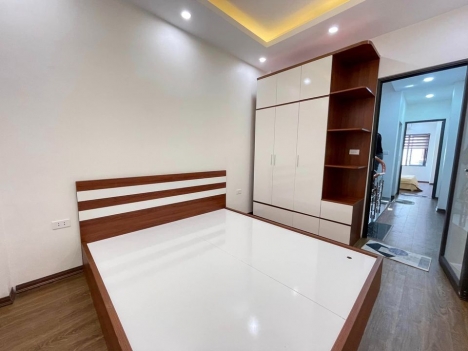 Ngộp bank bán gấp nhà lô góc Trần Phú 39m2 5T mt 4.6md 5 tỷ hơn xe hơi 7 chỗ gần