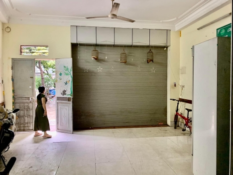 BÁN NHÀ QUAN NHÂN - ÔTÔ TRÁNH - KD SẦM UẤT -  VIEW HỒ - NHÀ ĐẸP 61m x 4T MT 6m chỉ 8.6 tỷ