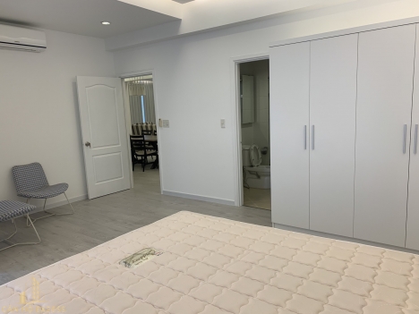 Căn hộ Riverside Residence PMH tầng cao, diện tích lớn, căn góc - canhoexpress.com