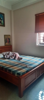 Bán nhà C4 phúc lợi Long biên .Dt 40m. Mt4 m. Giá 2.1tỷ.