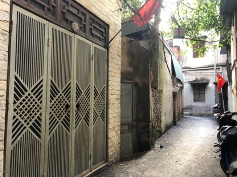 Bán nhà riêng Phú Đô 32m2 5 tầng Full NT. Chỉ 3.8 tỷ. Ngõ ba gác phóng, sát oto.