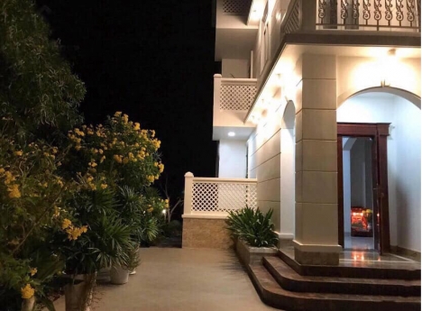 Cần tiền, bán gấp 02 căn biệt thự đơn lập bờ biển Cam Ranh, Khánh Hòa. Giá cực mềm chưa đến 30