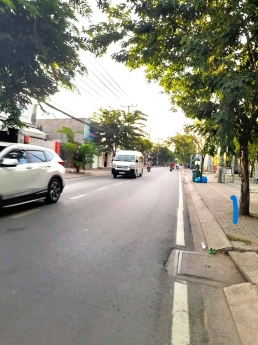 NHÀ KINH DOANH ĐA NGÀNH NGHỀ . MẶT TIỀN 10M . F TÂN QUY.Q7 XE TẢI XUỐNG HÀNG THOẢI MÁI.CHỈ 5.8