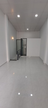 SIÊU PHẨM NHÀ ĐẸP Ở LIỀN CẠNH KHU BÀU CÁT, GẦN NGÃ TƯ BẢY HIỀN NHÌNH 3 TỶ