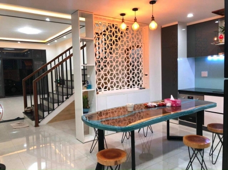 MẶT TIỀN NGUYỄN NGỌC PHƯƠNG, BÌNH THẠNH QUÁ ĐẸP 84m2, 5.4x15.6m GIÁ CHỈ 18.6 TỶ