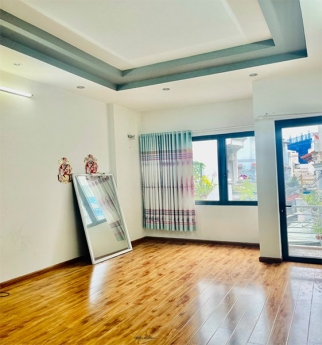 Nhà HXH bán gấp rẻ, Nguyễn Tư Giản, Gò Vấp, 4x15m, 4 Tầng, 5.x Tỷ