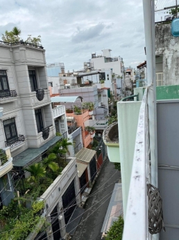 Bán nhà khu phân lô, dân trí cao, đường Lê Văn Sỹ, HXH, 4 Tầng