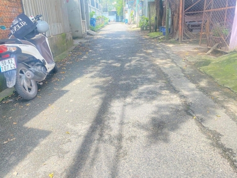 BÁN GẤP ĐẤT TẶNG DÃY TRỌ 9 PHÒNG DÒNG TIỀN 20TR-HXH-241M2-NGANG 7,5M-NHỈNH 7 TỶ-SỔ VUÔNG VỨC- CÔNG