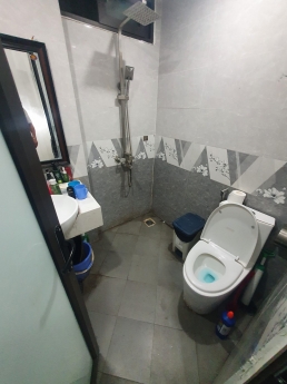 BÁN GẤP NHÀ 5 TẦNG XÂY MỚI TRUNG TÂM QUẬN THANH XUÂN, 5 NGỦ ĐỦ CÔNG NĂNG,TƯƠNG LAI Ô TÔ ĐỖ CỬA.