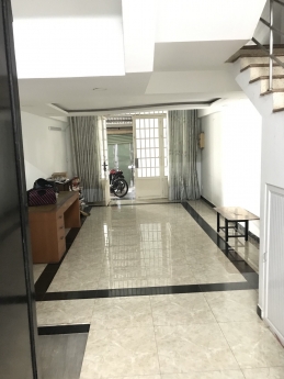 Bán nhà đường Trường Chinh, Quận 12- 88m2- 5 Tầng. Chỉ 6 tỷ 300tr.