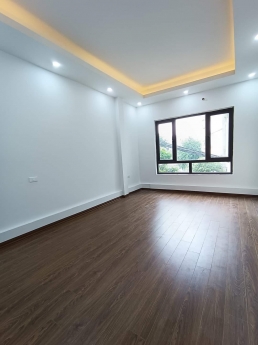 Bán Gấp  nhà phố Trương Định, 42M, 5 Tầng, ô tô, KD.