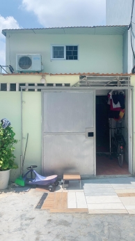 Bán nhà C4 phúc lợi Long biên .Dt 40m. Mt4 m. Giá 2.1tỷ.