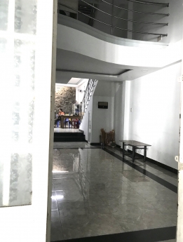 Bán nhà đường Trường Chinh, Quận 12- 88m2- 5 Tầng. Chỉ 6 tỷ 300tr.