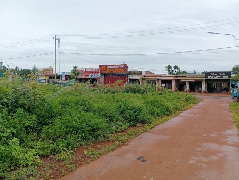 BÁN ĐẤT - KRong năng khu trung tâm hành chính mới gần chợ, trường,..
