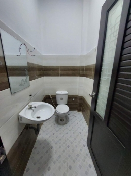 BÁN NHÀ PHẠM THẾ HIỂN_QUẶN, HẺM SẠCH SẼ THÔNG THOÁNG, SỔ NỞ HẬU, NHÀ MỚI 2TẦNG 40M2 2PN 2WC, CHỈ