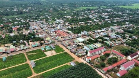 BÁN ĐẤT - KRong năng khu trung tâm hành chính mới gần chợ, trường,..