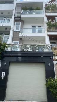 NHÀ MẶT TIỀN VỊ TRÍ ĐẸP KINH DOANH TUYỆT VỜI