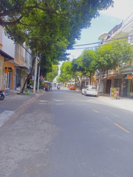 Bán nhà 2 mặt tiên KD siêu đỉnh, vỉa hè 4m, TT Tân Phú, 75m2, 3 tầng.