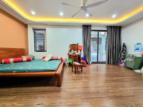 Bán nhà 60m2, Nguyễn Quý Đức, Thanh Xuân, 6T, MT5,2m, giá 10tỷ. 933705193