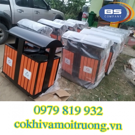 Thùng Rác 2 Ngăn Ngoài Trời