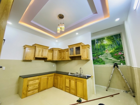 Mặt Tiền Quận 12 Chỉ 6 Tỷ - Buôn Bán Đa Ngành. Đường 8M Thông