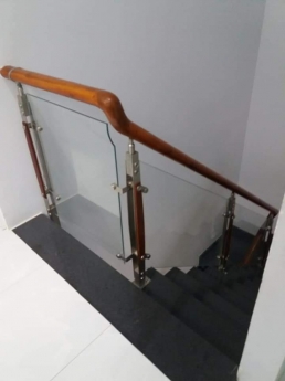 Nhà Lê Quang Định 38m 2 tầng sát mặt tiền hẻm thông chỉ 4 tỷ nhĩnh