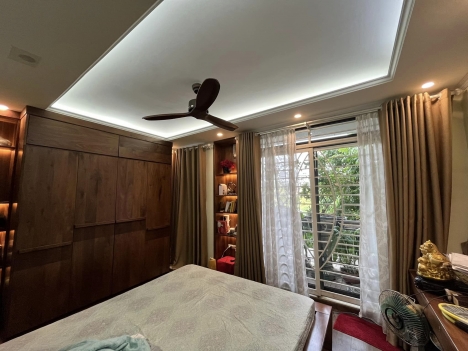 NHÀ ĐẸP KĐT AO SÀO-THANG MÁY NHẬP KHẨU, CỬA TỪ, TẦNG HẦM, NHÀ QUAN CHỨC, NỘI THẤT XỊN MỊN TOÀN ĐỒ