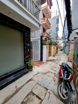 BÁN  NHÀ XUÂN ĐỈNH – BẮC TỪ LIÊM, Ô TÔ CÁCH NHÀ 15M. 30M2 X 5 TẦNG XÂY MỚI, MẶT TIỀN: 4.3M, GIÁ HƠN