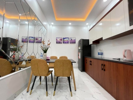 Ngộp bank bán gấp nhà lô góc Trần Phú 39m2 5T mt 4.6md 5 tỷ hơn xe hơi 7 chỗ gần
