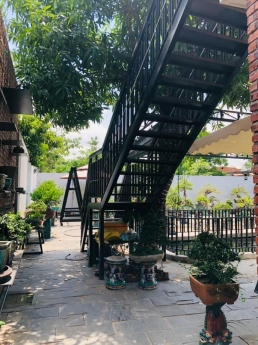 Hót Hót!!! Siêu Phẩm BT Sân Vườn Tôn Đản 650 m2, giá nhỉnh 16 tr/m2