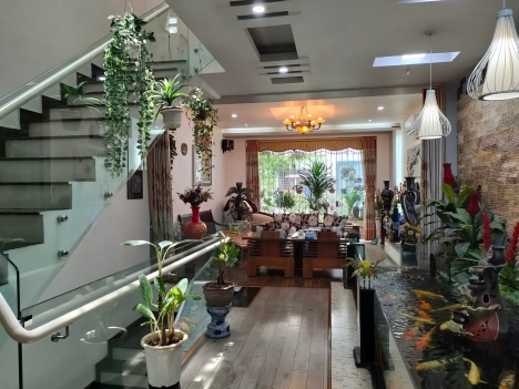 Đẳng cấp_ Thương hiệu_ Ở cực sướng_ Làng Việt Kiều Châu Âu- Hiếm.