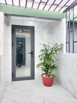 NHÀ PHẠM THẾ HIỂN - MỚI ĐẸP LUNG LINH - CÁCH 1 CĂN LÀ MẶT TIỀN - 3 TẦNG 3 PN CHỈ 2.8 TỶ.