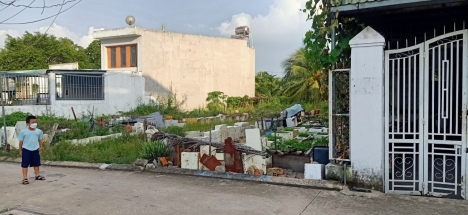 chính chủ cần bán lô đất 1 sẹc tx48 quận 12 đường trước đất 8m