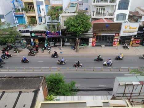 Bán nhà MT Trường Chinh - Tân Bình, DT 5.5 x 23, 3 tầng, 4PN giá 35 tỷ.