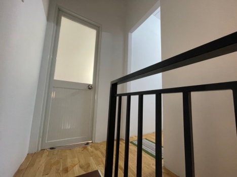 Bán Nhả Chỉ hơn 2 Tỷ có Nhà trung tâm Quận 9 Đỗ Xuân Hợp 2 Tầng 36m2 Tặng Nội Thất Gía Rẻ